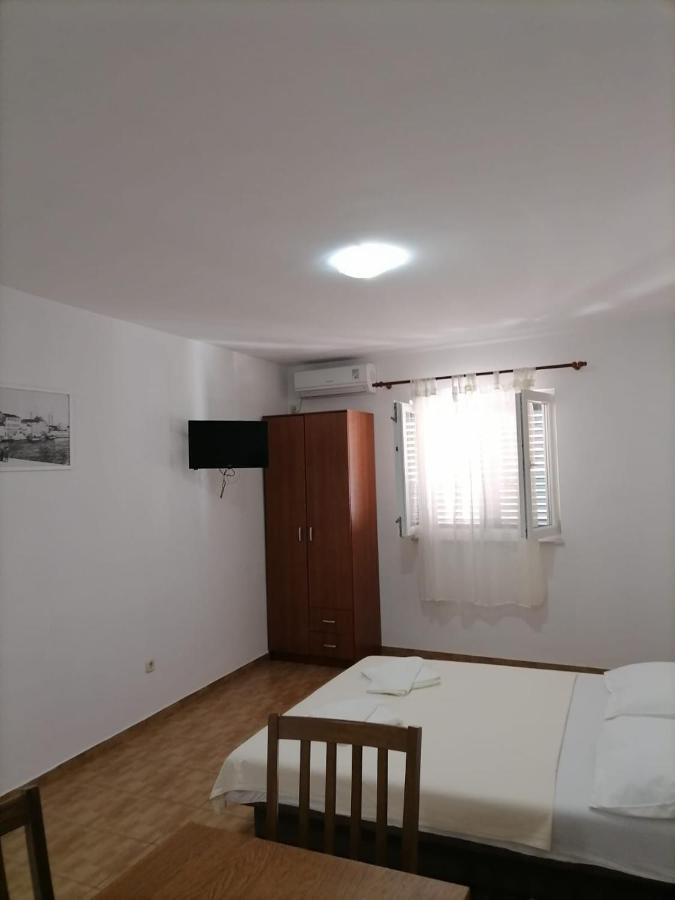 Apartmani Gajeta Biograd Na Moru Zewnętrze zdjęcie